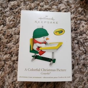 12 Crayola ornaments in box